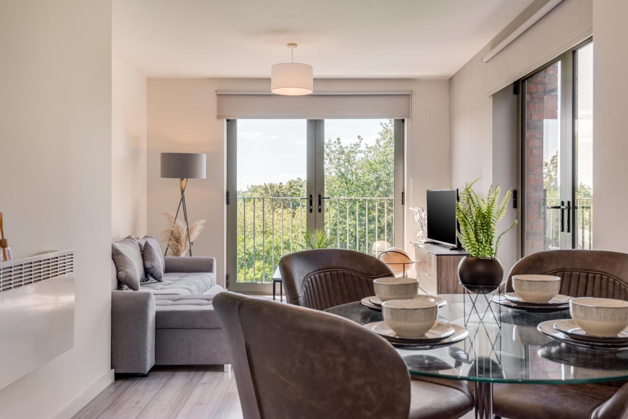 Huge Long Stay Offers! Lux City-Edge Stay! Perfect For Business & Leisure Liverpool Exterior photo